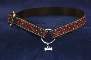 Burgundy Vineyard 1/2" Pendant Collar